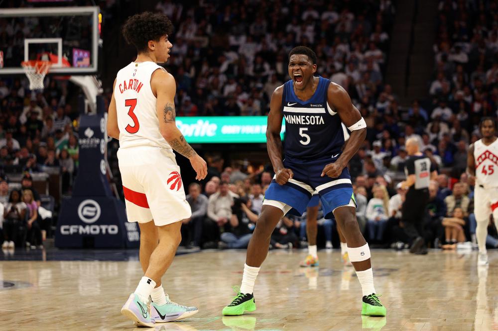 的焦点在于 的焦点在于