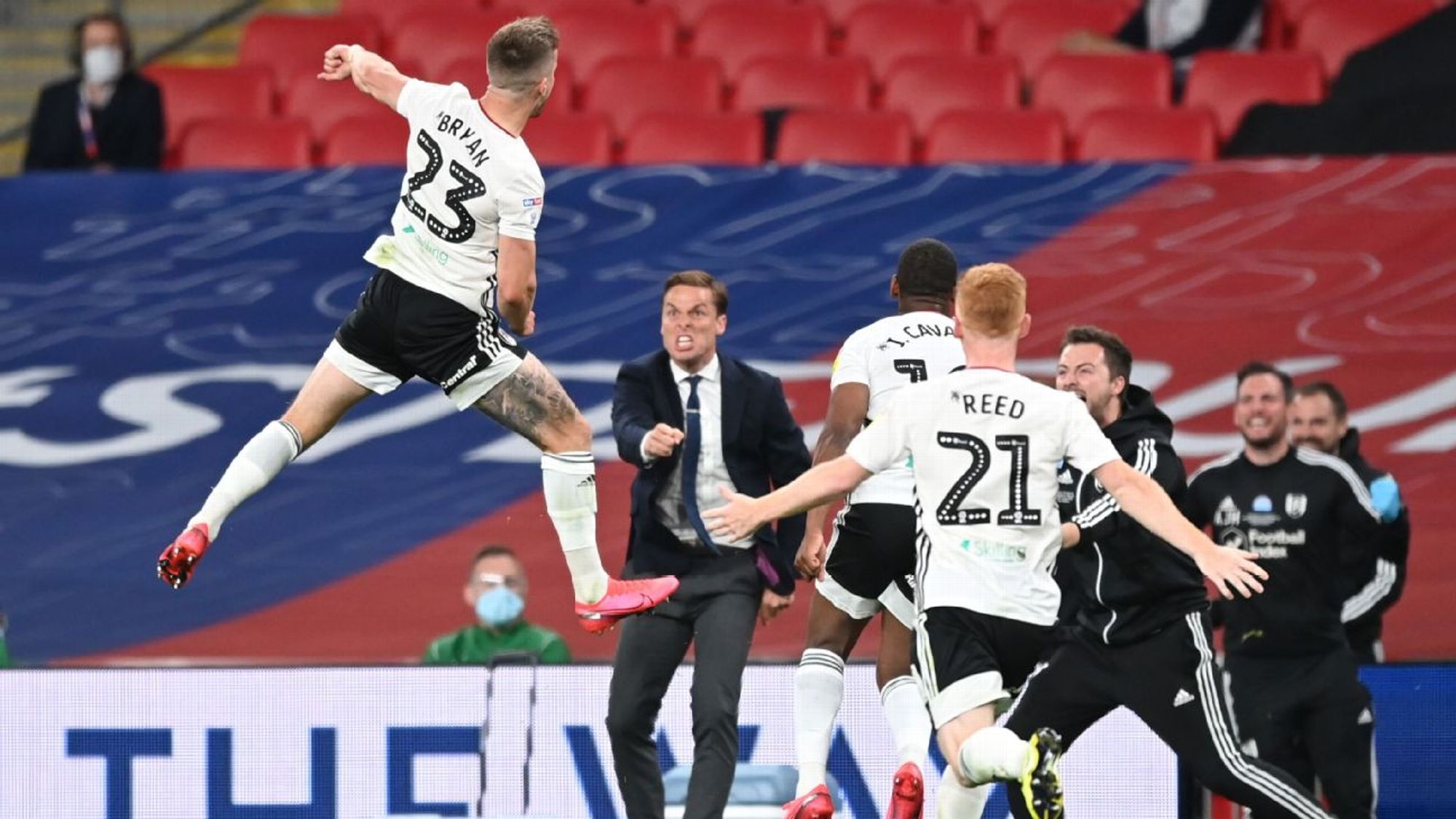 以严格的标 以严格的标