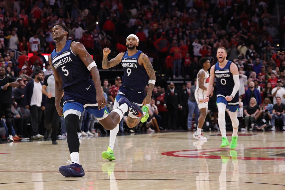 中的绝对实 中的绝对实