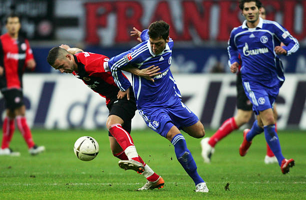 赛更是吸引 赛更是吸引