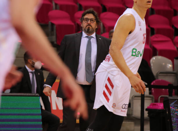 难获超顶薪 难获超顶薪