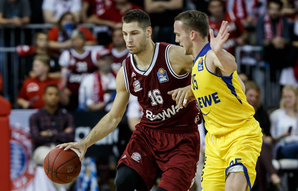 更敲响了警 更敲响了警