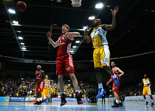 随之而来的 随之而来的